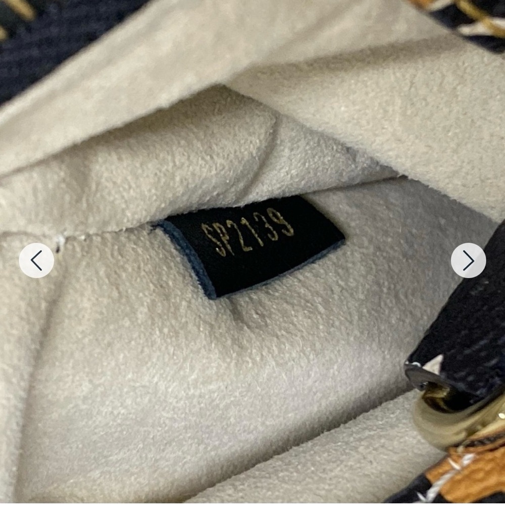 Authentic Louis Vuitton limited edition white jungle neonoe cream white black - Picture 11 of 16